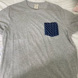 A&F oversized MENS shirt